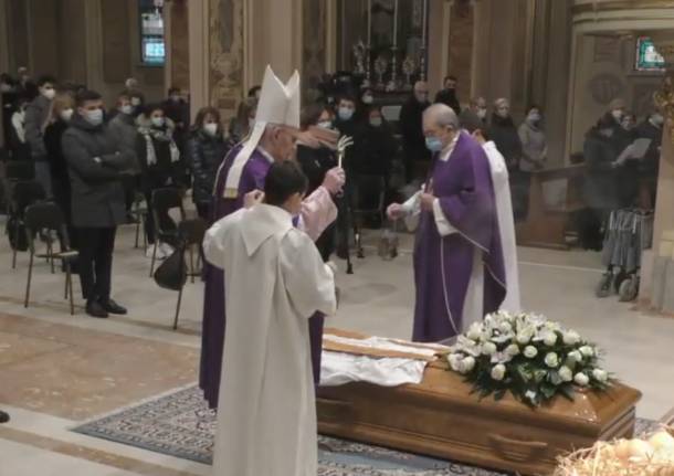 Funerali di don Sandro Bottini a Busto Garolfo