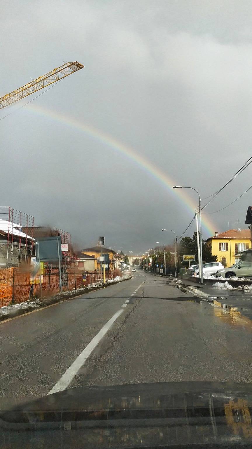 L'arcobaleno nella neve