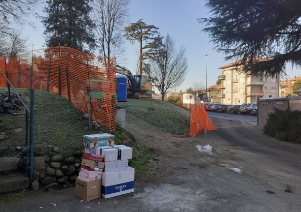 “Piazza della Pesa” ad Azzate,  cominciati i lavori di riqualificazione