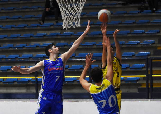 marco allegretti robur et fides coelsanus varese basket foto laura marmonti (nuova pall. vigevano)