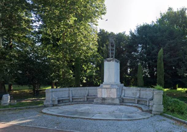 monumento ai caduti fagnano olona