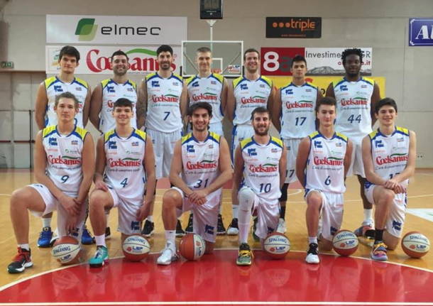 robur et fides coelsanus basket 2021