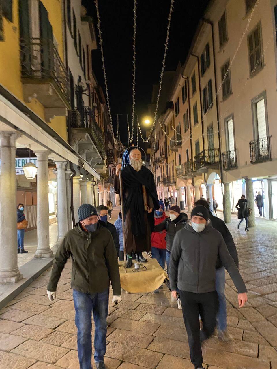 Sant'Antonio va in Basilica