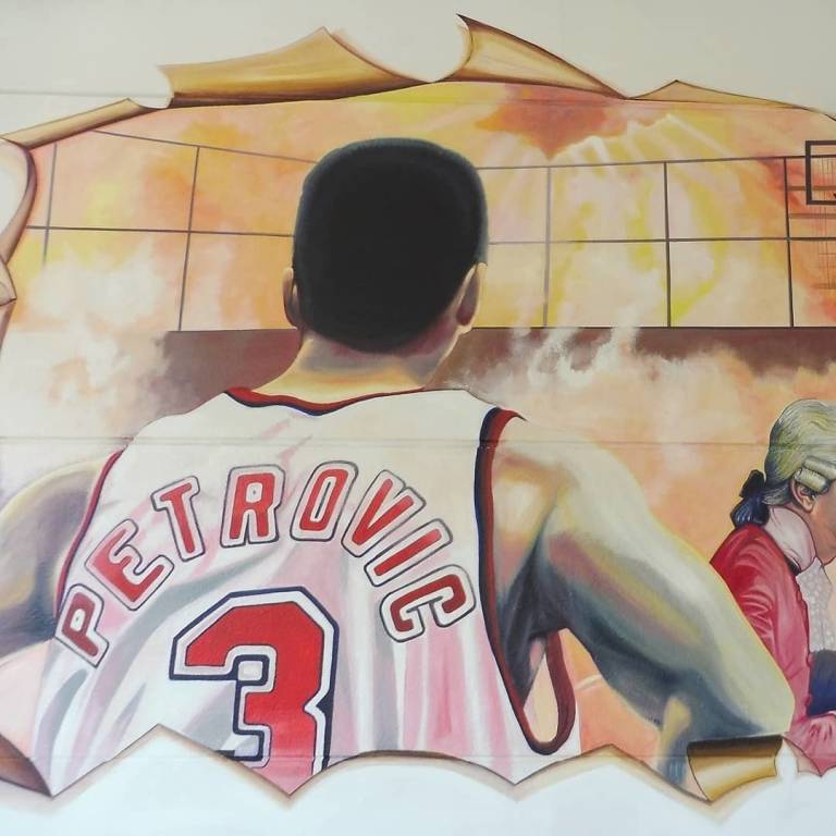 Uboldo, nella palestra "Giulio Galli" un murales nel ricordo di Kobe Bryant, Drazen Petrovic e Giulio