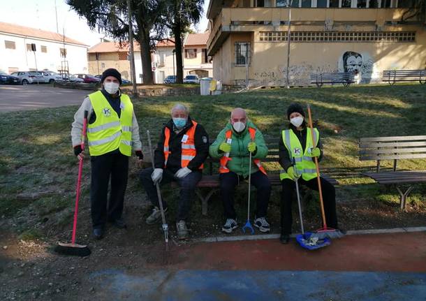 volontari cittadinanza attiva parabiago rifiuti