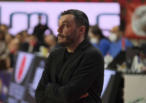 Openjobmetis Varese - Vanoli Cremona 110-105 dopo 2 t.s.