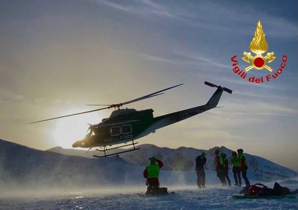 Dispersi in Abruzzo, in campo anche i vigili del fuoco di Varese