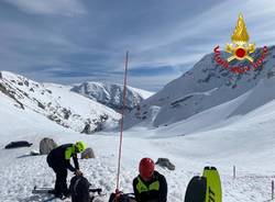 Dispersi in Abruzzo, in campo anche i vigili del fuoco di Varese