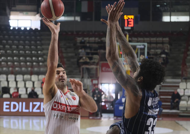 Openjobmetis Varese – Lavoropiu Fortitudo Bologna 67-79