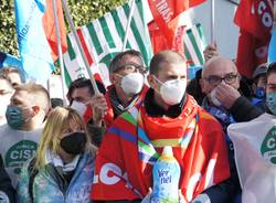 Chiusura Henkel di Lomazzo, i lavoratori: "Toglierci il lavoro significa toglierci la dignità"