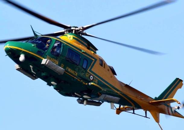 elicottero guardia di finanza