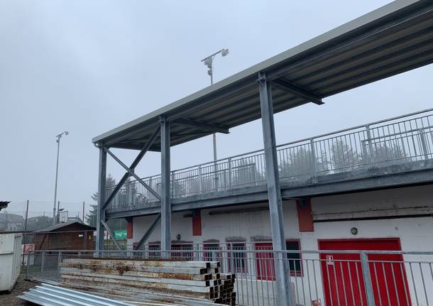 Nel cantiere del campo da rugby a Giubiano