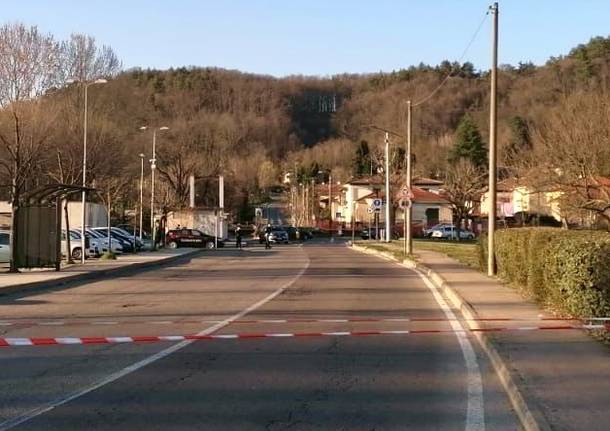 Incidente sesto calende pedone investito
