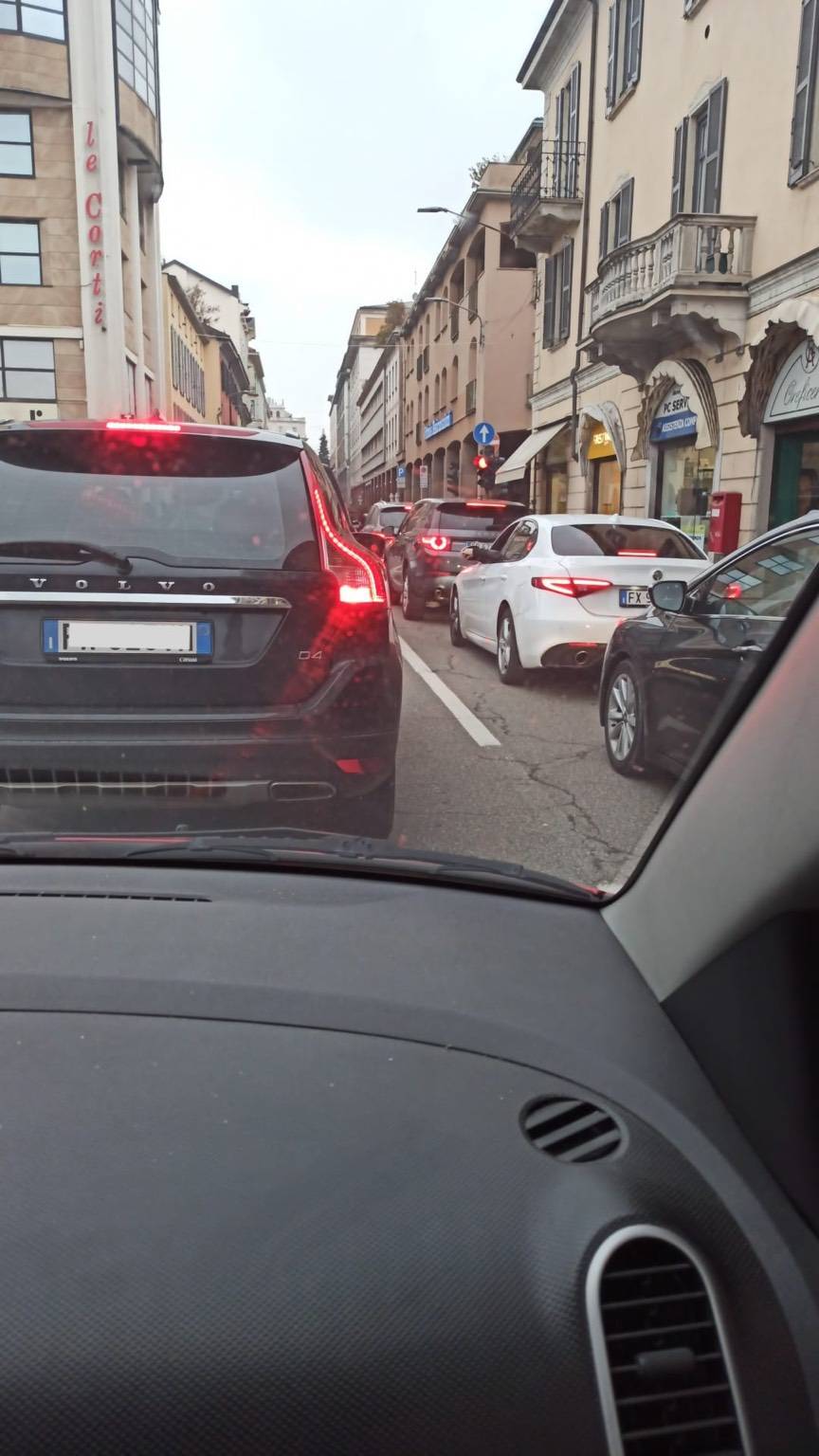 Varese in zona gialla