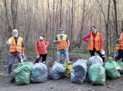 Varese, Via Piana di Luco ripulita dai volontari