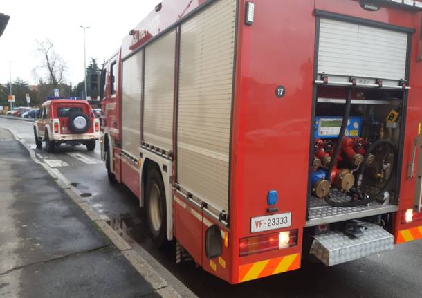 Vigili del Fuoco Legnano - incidente in via Boccaccio a Cerro Maggiore 