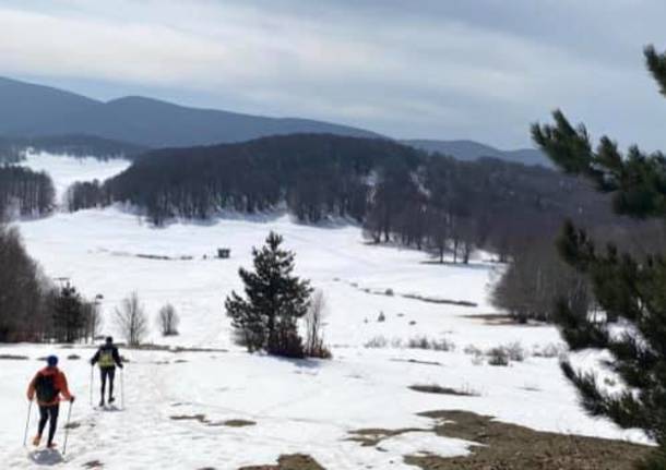 143 km in 26 ore e 45 minuti: l'impresa di Running Saronno sulle cime della Sila