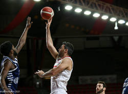 Openjobmetis Varese - Banco Sardegna Sassari 89-74