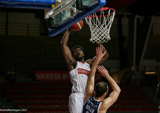 Openjobmetis Varese – Banco Sardegna Sassari 89-74