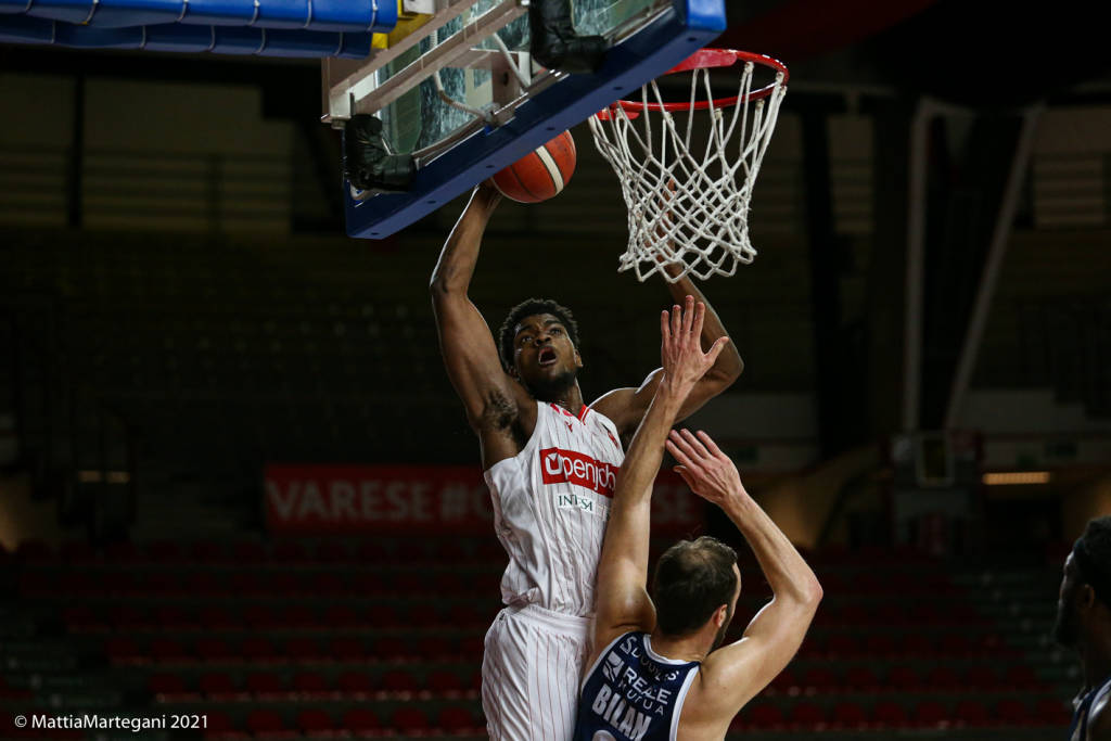 Openjobmetis Varese - Banco Sardegna Sassari 89-74