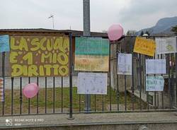 La protesta contro la Dad alle scuole di Mesenzana