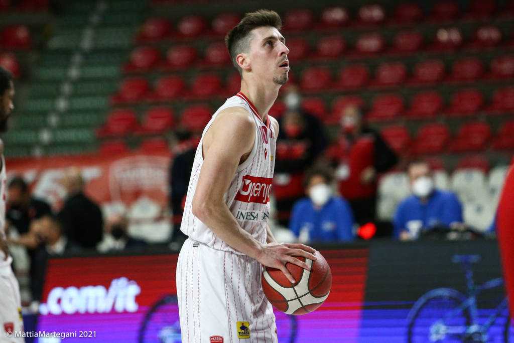 Openjobmetis Varese - Carpegna Prosciutto Pesaro 81-68