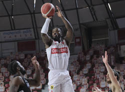 Openjobmetis Varese - Dolomiti Energia Trento 88-70