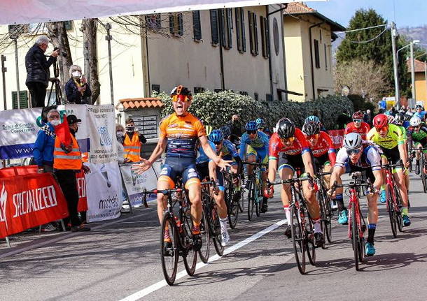 ciclismo varese angera 2021 mattia sambinello