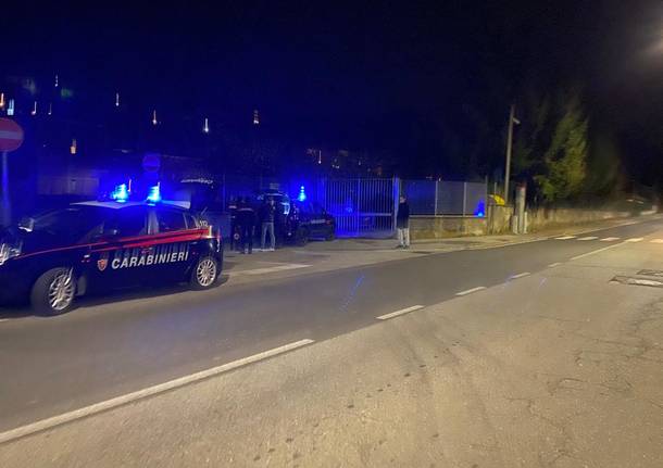 incidente carabinieri notte