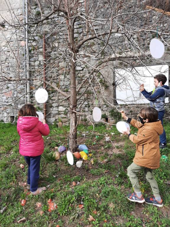 I messaggi di pace dei bambini per il 21° compleanno del Kaki di Casciago