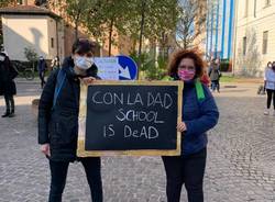 manifestazione scuola in presenza busto arsizio