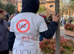 manifestazione scuola in presenza busto arsizio