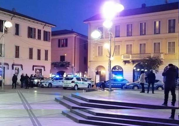 piazza santa maria bar chiuso busto arsizio