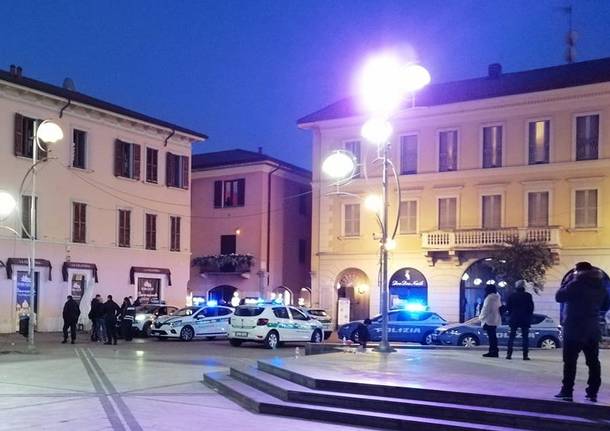 polizia piazza santa maria centro busto arsizio