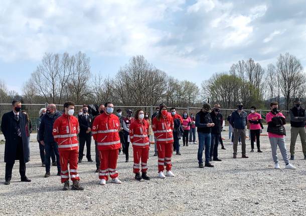 Varese - Incontro con i giovani volontari di "Ghe semm" alla Schiranna