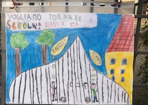 Vogliamo tornare a scuola: i disegni dei Bambini alla Morandi