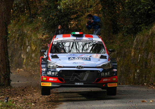 andrea crugnola rally sanremo hyundai i20