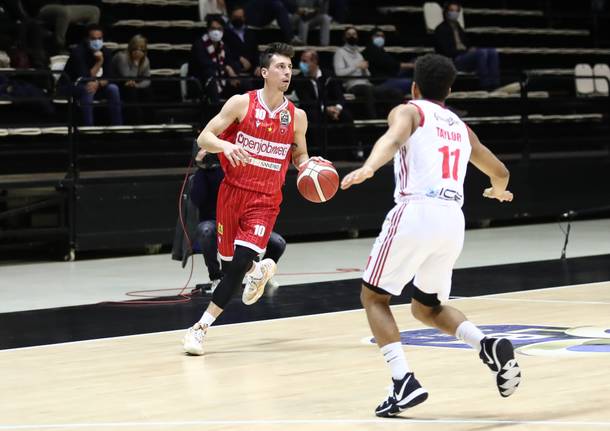 Unahotels Reggio E. – Openjobmetis Varese 95-77