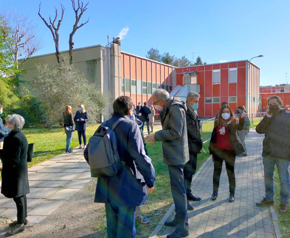 Dentro l'hub vaccinale di Saronno
