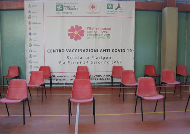 Ecco come funziona il centro vaccinale a Saronno