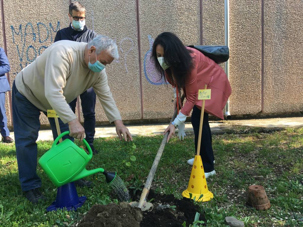 giornata mondiale della terra alle scuole di Gallarate