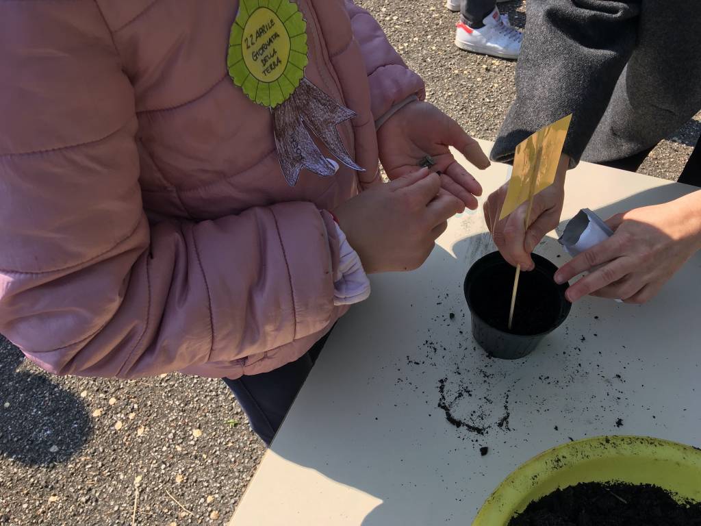 giornata mondiale della terra alle scuole di Gallarate