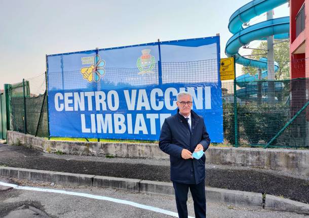 Hub vaccinale di Limbiate via Tolstoj 