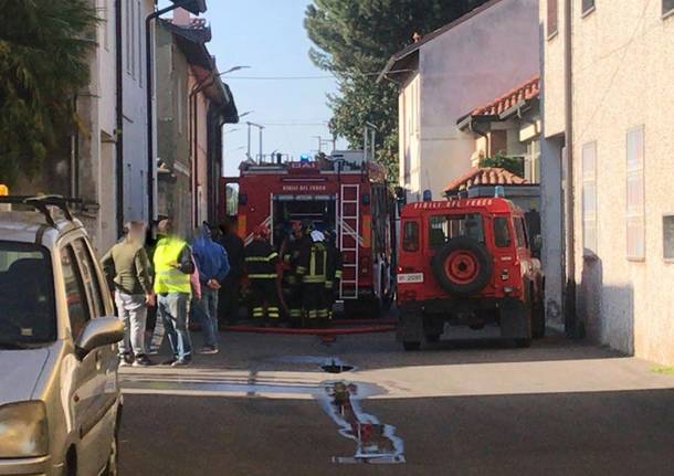 Incendio a Villa Cortese 