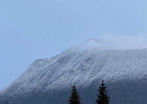 Neve di aprile 2021 (oggi nel Varesotto)