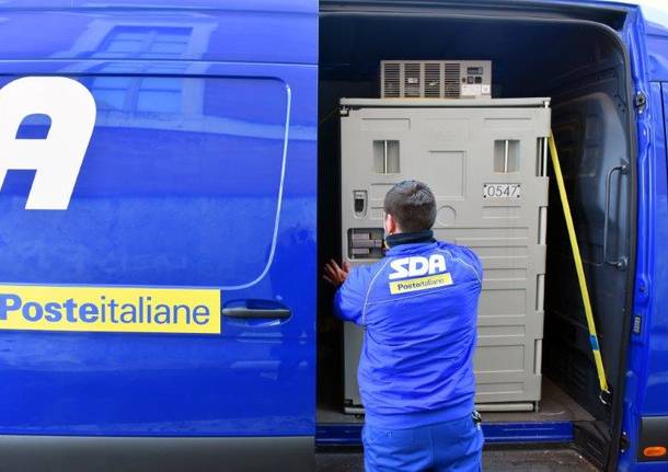 Poste Italiane, in consegna in Lombardia 70700 dosi di vaccino AstraZeneca