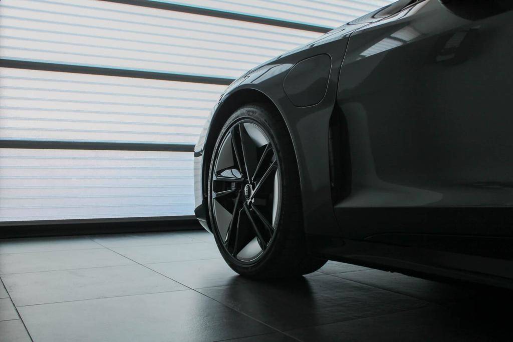 RS e-tron GT
