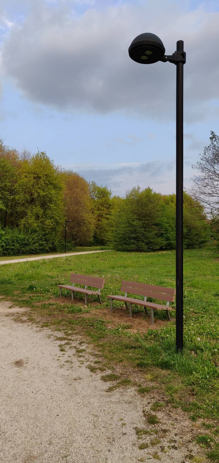 Solaro, rinnovato il Parco Vita con nuovi arredi in vista della stagione estiva