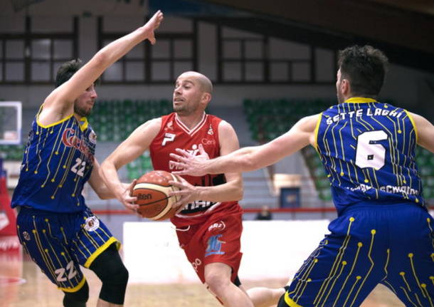 basket serie c gold legnano sette laghi marco santambrogio