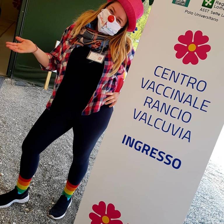 Animazione al centro vaccinale di Rancio Valcuvia